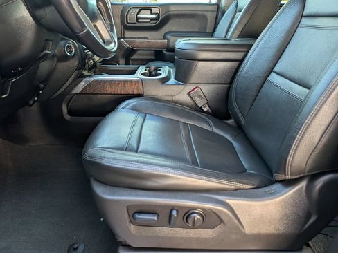 Used 2022 GMC Sierra 1500 Denali w/ Denali Premium Package AWD/4WD image 16