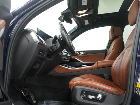 Used 2024 BMW X5 M60i AWD/4WD image 24