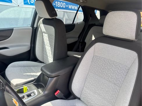 Used 2022 Chevrolet Equinox LT w/ Driver Convenience Package FWD image 32