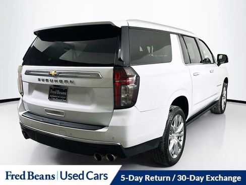 Used 2024 Chevrolet Suburban High Country w/ Premium Package image 8