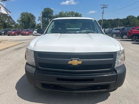 Used 2013 Chevrolet Silverado 1500 W/T AWD/4WD image 2