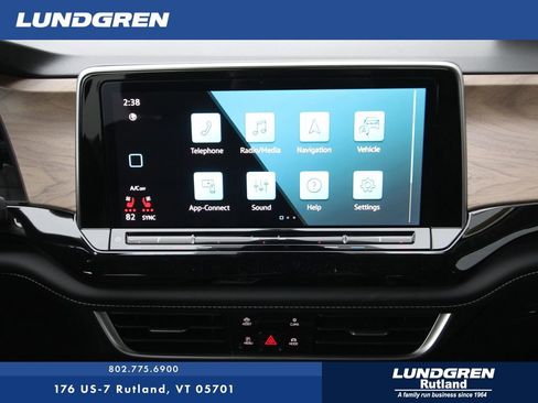 New 2026 Volkswagen Atlas SE image 4