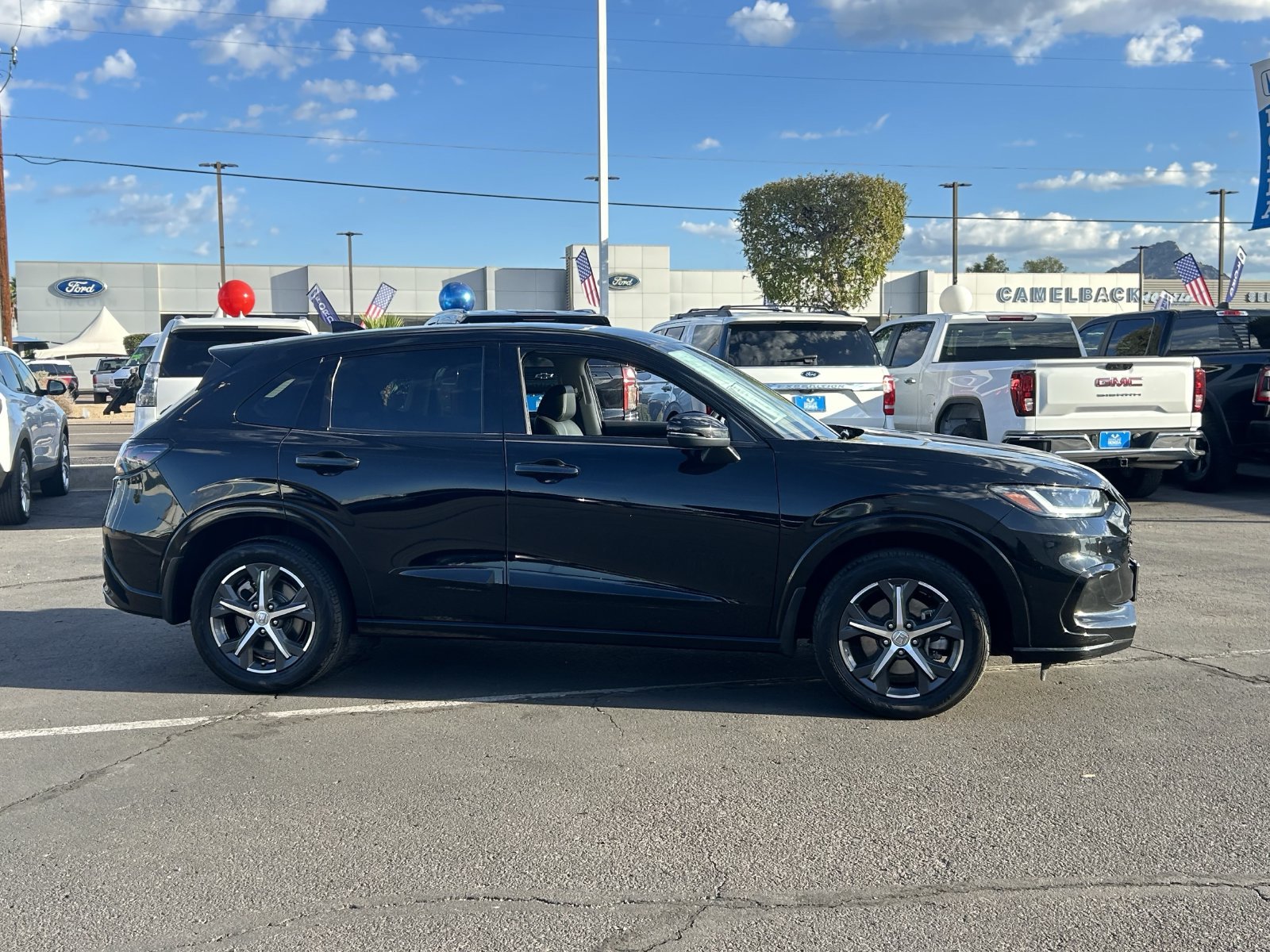 Used 2023 Honda HR-V EX-L image 6