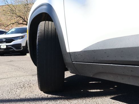 Used 2023 Kia Seltos S w/ Navigation Package image 6