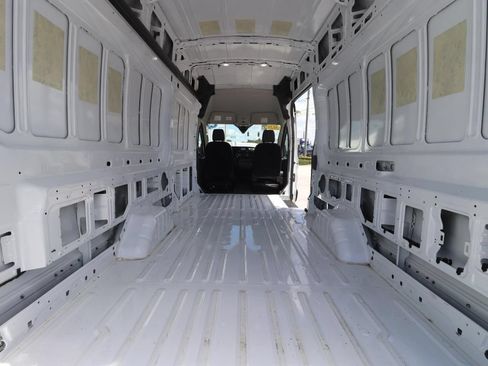 Used 2025 Ford Transit 250 148 High Roof Extended RWD image 12