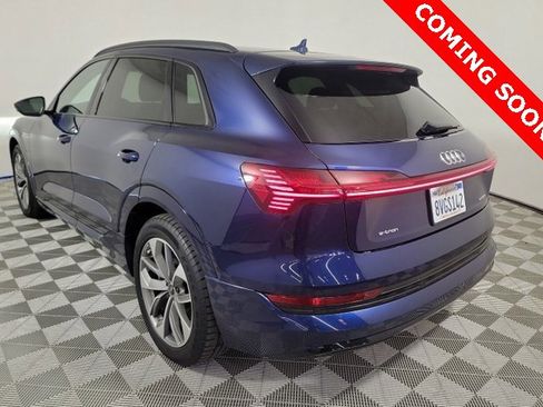 Used 2021 Audi e-tron Premium Plus w/ Premium Plus Package image 3