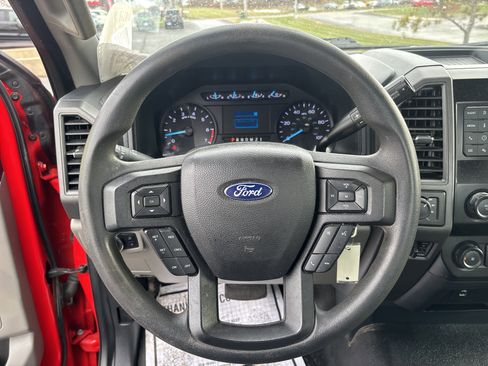 Used 2022 Ford F250 XL w/ Power Equipment Group image 2