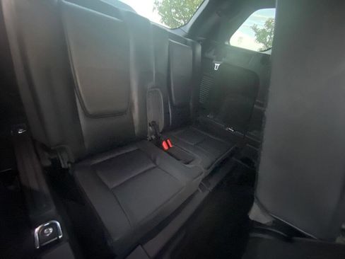 Used 2016 Land Rover Discovery Sport HSE image 34