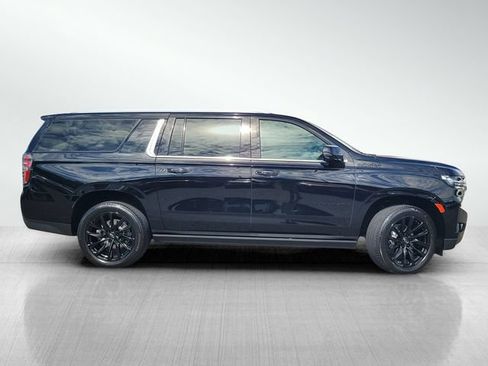 Used 2024 Chevrolet Suburban High Country w/ Max Trailering Package AWD/4WD image 3