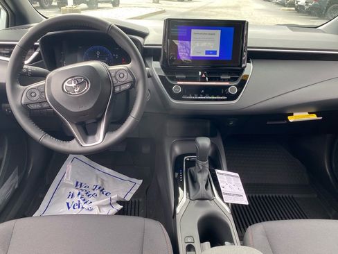 New 2026 Toyota Corolla SE image 8