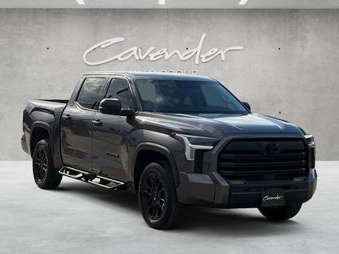 Used 2023 Toyota Tundra SR5 w/ SR5 Convenience Package AWD/4WD image 2
