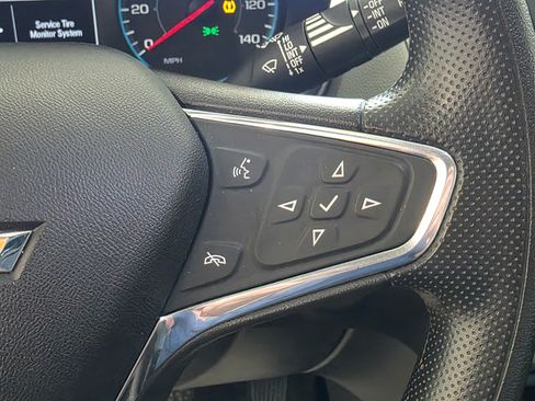 Used 2019 Chevrolet Equinox LS w/ LPO, Floor Liner Package AWD/4WD image 17