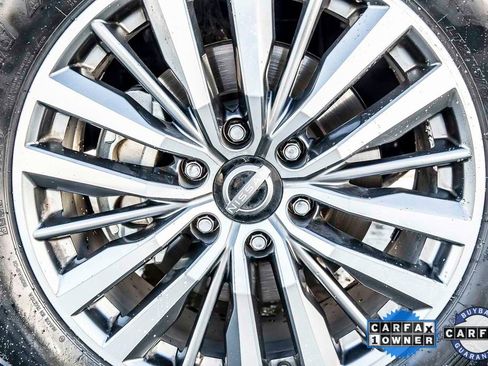 Used 2021 Nissan Armada SV w/ SV Appearance Package image 40