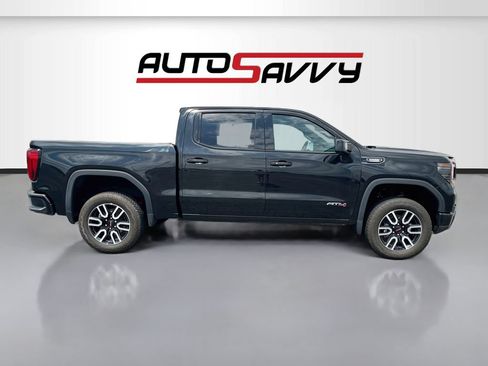 Used 2024 GMC Sierra 1500 AT4 w/ Technology Package AWD/4WD image 8