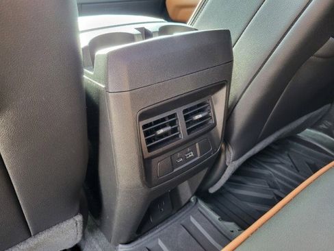 Used 2023 GMC Canyon AT4 w/ AT4 Premium Package image 29