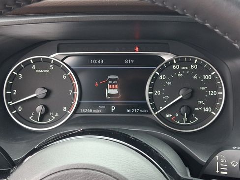 Used 2023 Nissan Rogue SL w/ SL Premium Package AWD/4WD image 23