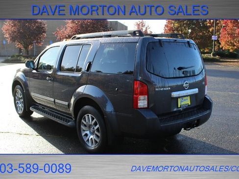 Used 2011 Nissan Pathfinder LE image 3