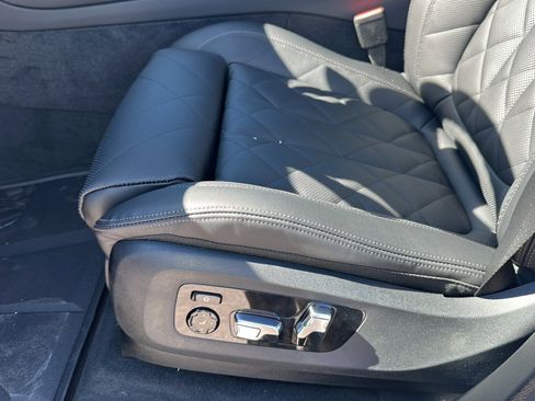 New 2026 BMW X5 xDrive40i w/ M Sport Package image 12