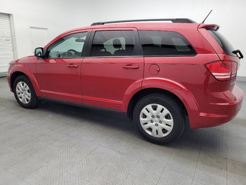 Used 2018 Dodge Journey SE FWD image 3