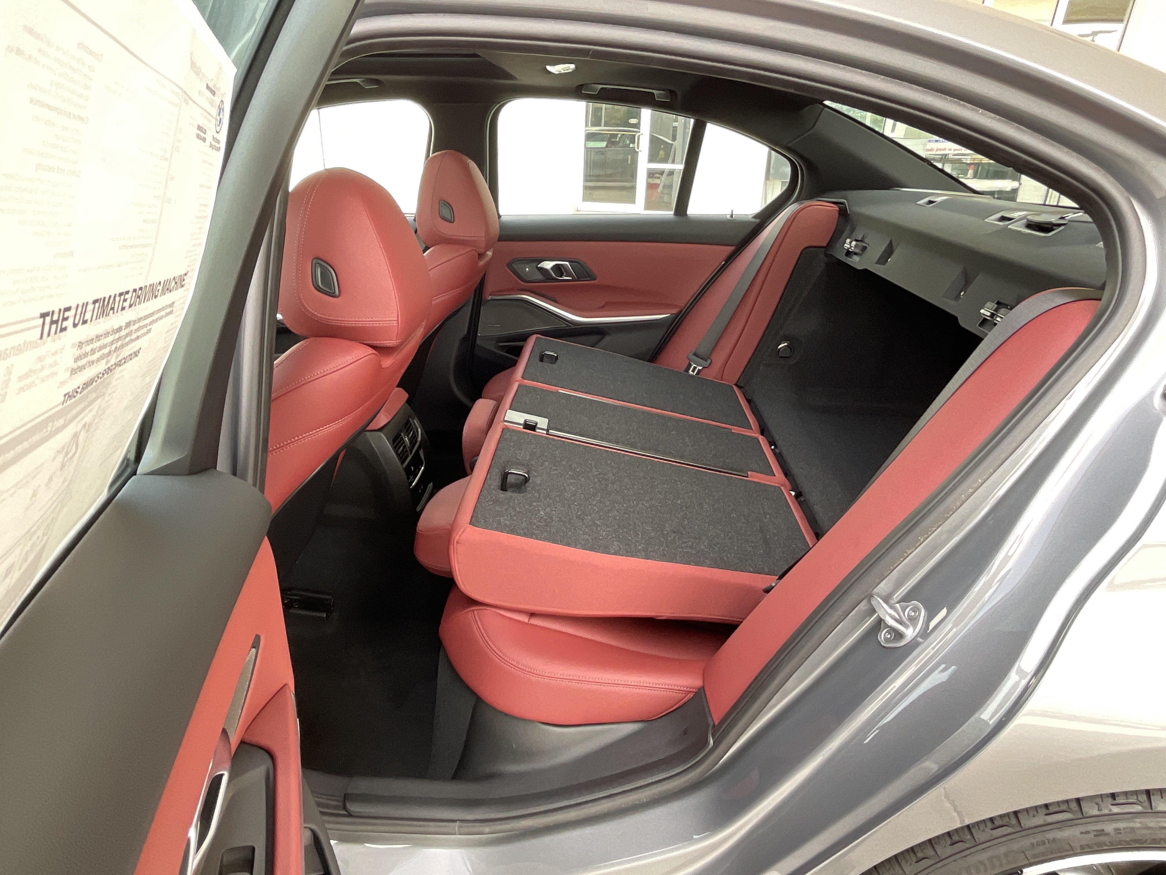 New 2026 BMW 330i xDrive Sedan w/ M Sport Package AWD/4WD image 29