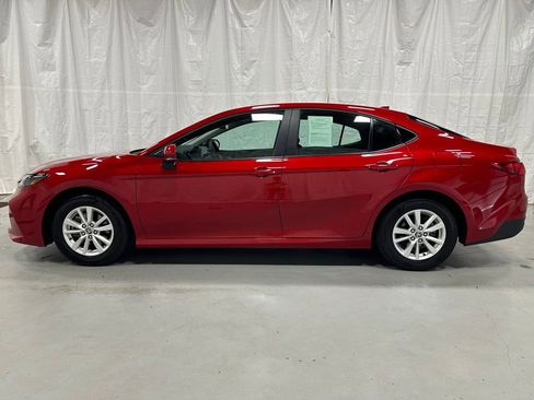 Used 2026 Toyota Camry LE FWD image 4
