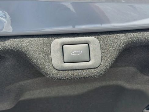 New 2026 Lexus ES 350e w/ Convenience Package FWD image 13