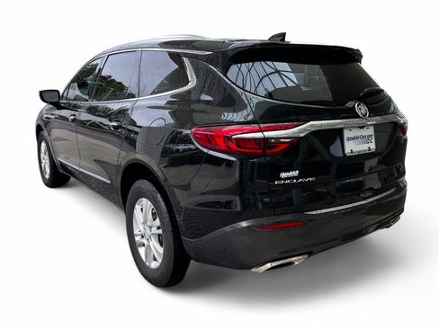 Used 2021 Buick Enclave Essence w/ Sound and Sites Package image 8
