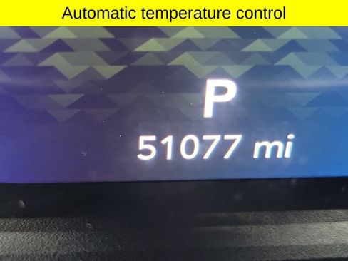 Used 2023 Jeep Wrangler Unlimited Sahara AWD/4WD image 14