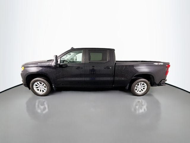 Used 2024 Chevrolet Silverado 1500 RST w/ Convenience Package II AWD/4WD image 4