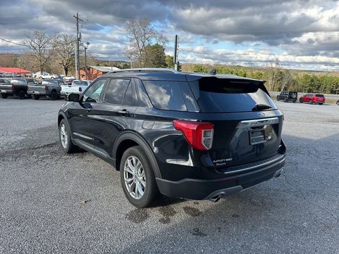 Used 2022 Ford Explorer Limited w/ Equipment Group 301A image 5
