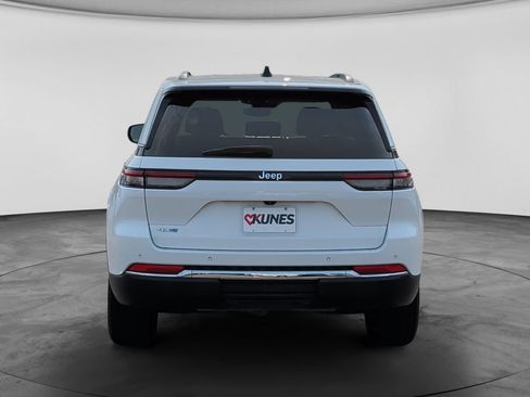 Used 2024 Jeep Grand Cherokee Limited 4xe AWD/4WD image 9
