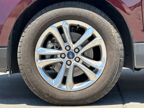 Used 2018 Ford Edge SEL w/ Equipment Group 201A FWD image 12