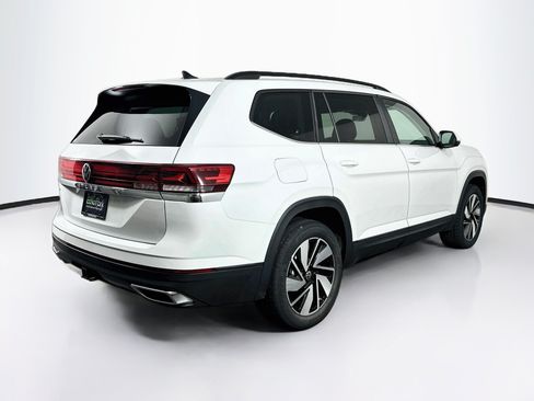 Used 2025 Volkswagen Atlas SE FWD image 9