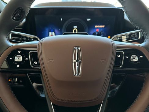 New 2026 Lincoln Aviator Reserve w/ Illumination Package RWD image 24