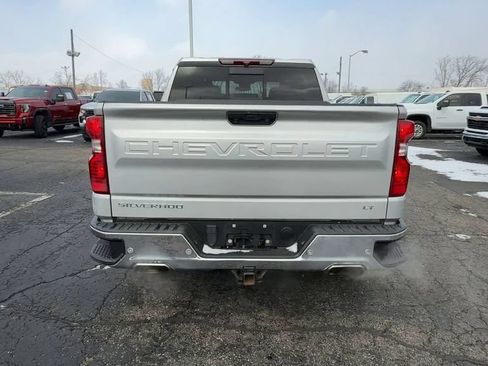 Used 2022 Chevrolet Silverado 1500 LT AWD/4WD image 7