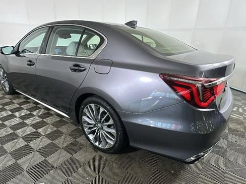 Used 2018 Acura RLX w/ Technology Package FWD image 4