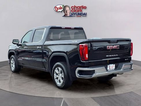 Used 2025 GMC Sierra 1500 SLT AWD/4WD image 3