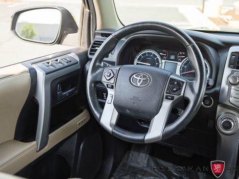 Used 2015 Toyota 4Runner Limited AWD/4WD image 36