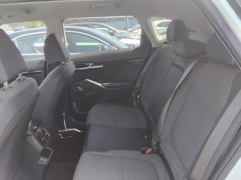 Used 2024 Kia Seltos S AWD/4WD image 13