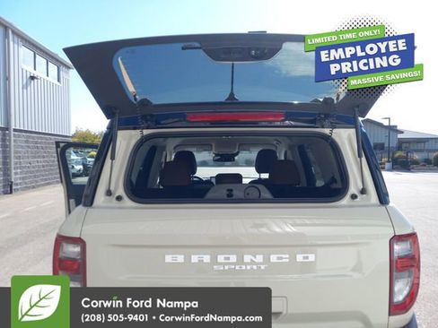 New 2025 Ford Bronco Sport Outer Banks w/ Outer Banks Tech Package+ AWD/4WD image 28