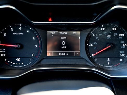 Used 2022 Chevrolet TrailBlazer LT w/ Convenience Package image 21