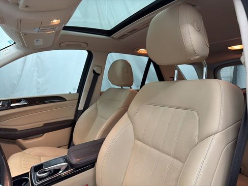 Used 2017 Mercedes-Benz GLE 350 image 13