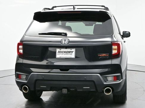 Used 2022 Honda Passport TrailSport image 6