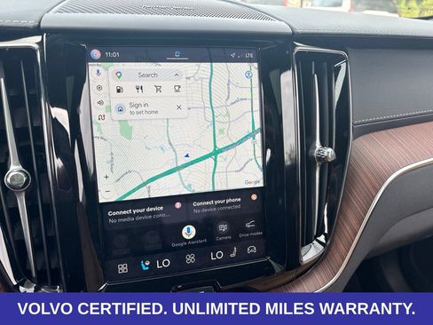 Certified 2025 Volvo XC60 B5 Ultra AWD/4WD image 21