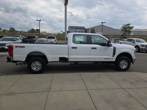 New 2026 Ford F250 XL w/ XL Off-Road Package AWD/4WD image 6