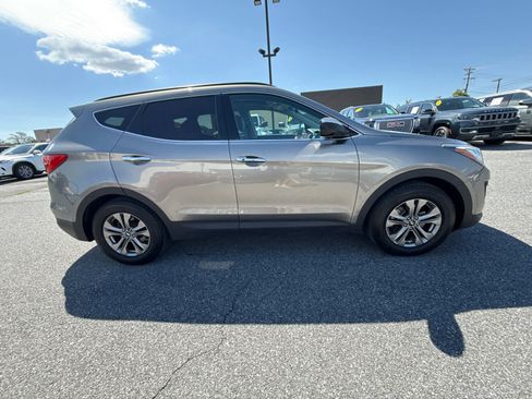 Used 2016 Hyundai Santa Fe Sport w/ Option Group 04 AWD/4WD image 16
