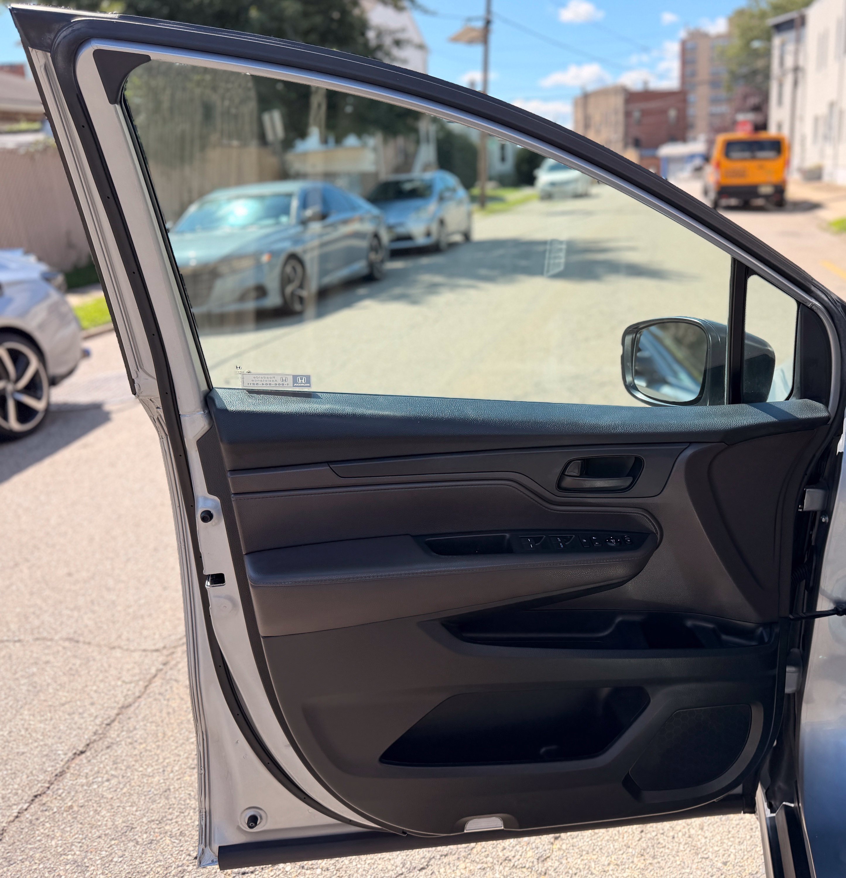 Used 2019 Honda Odyssey LX image 11