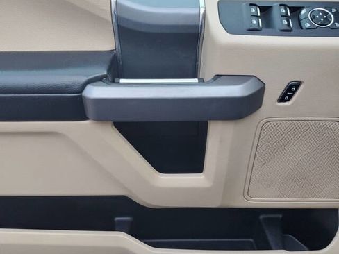 Used 2018 Ford F350 XLT image 14