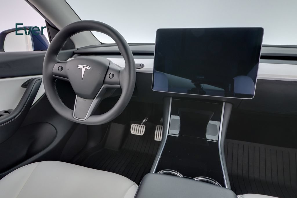 Used 2021 Tesla Model Y Performance AWD/4WD image 25