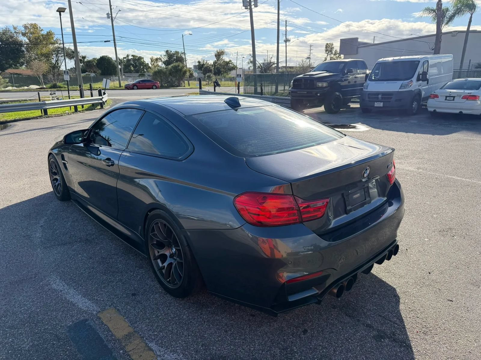 Used 2015 BMW M4 Coupe RWD image 3
